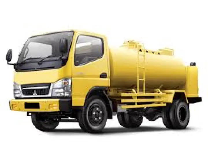 SEDOT WC SAMPAI HABIS di Tuminting